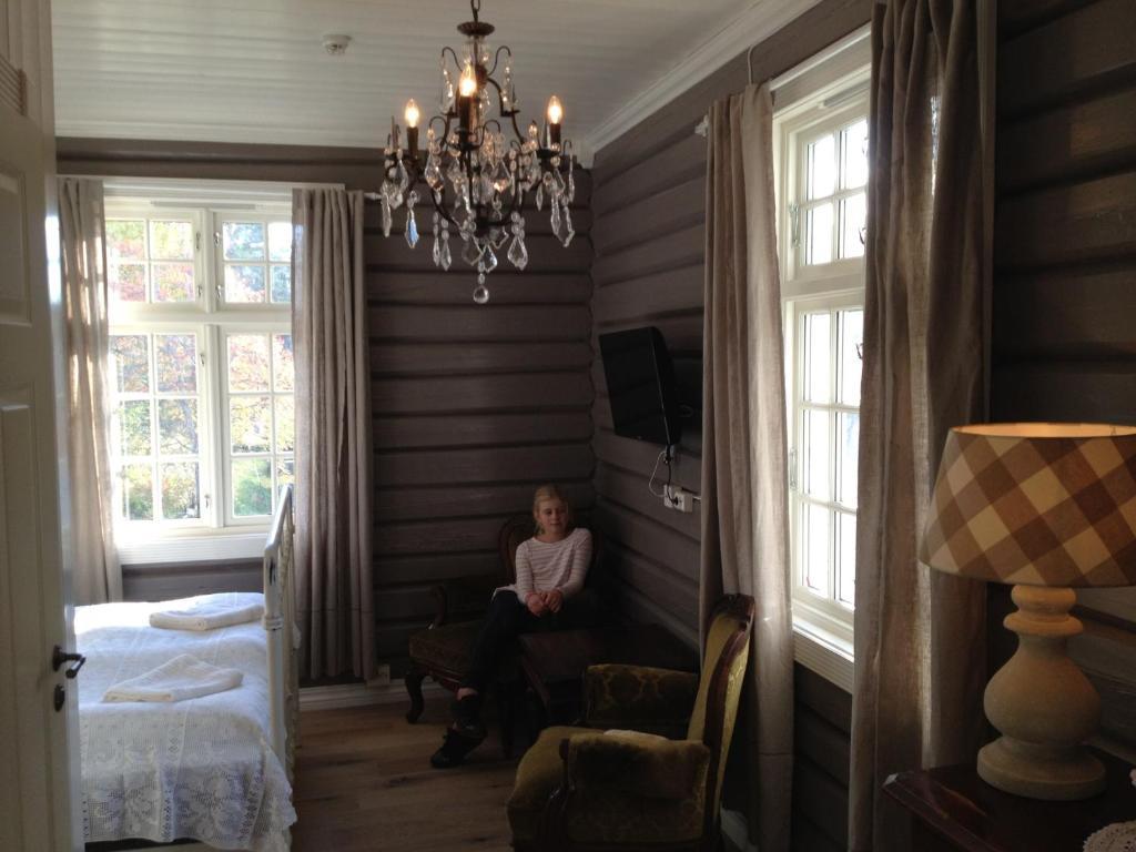 Eggedal Borgerstue Hotel Ruang foto
